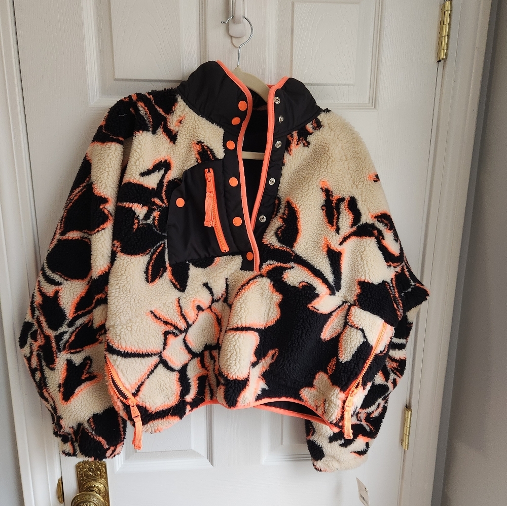 Free People Rocky Ridge Pullover size small